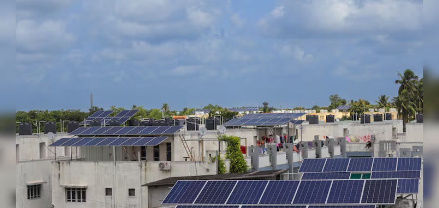 Govt launches ₹2.3-cr startup innovation challenge to boost rooftop solar installations